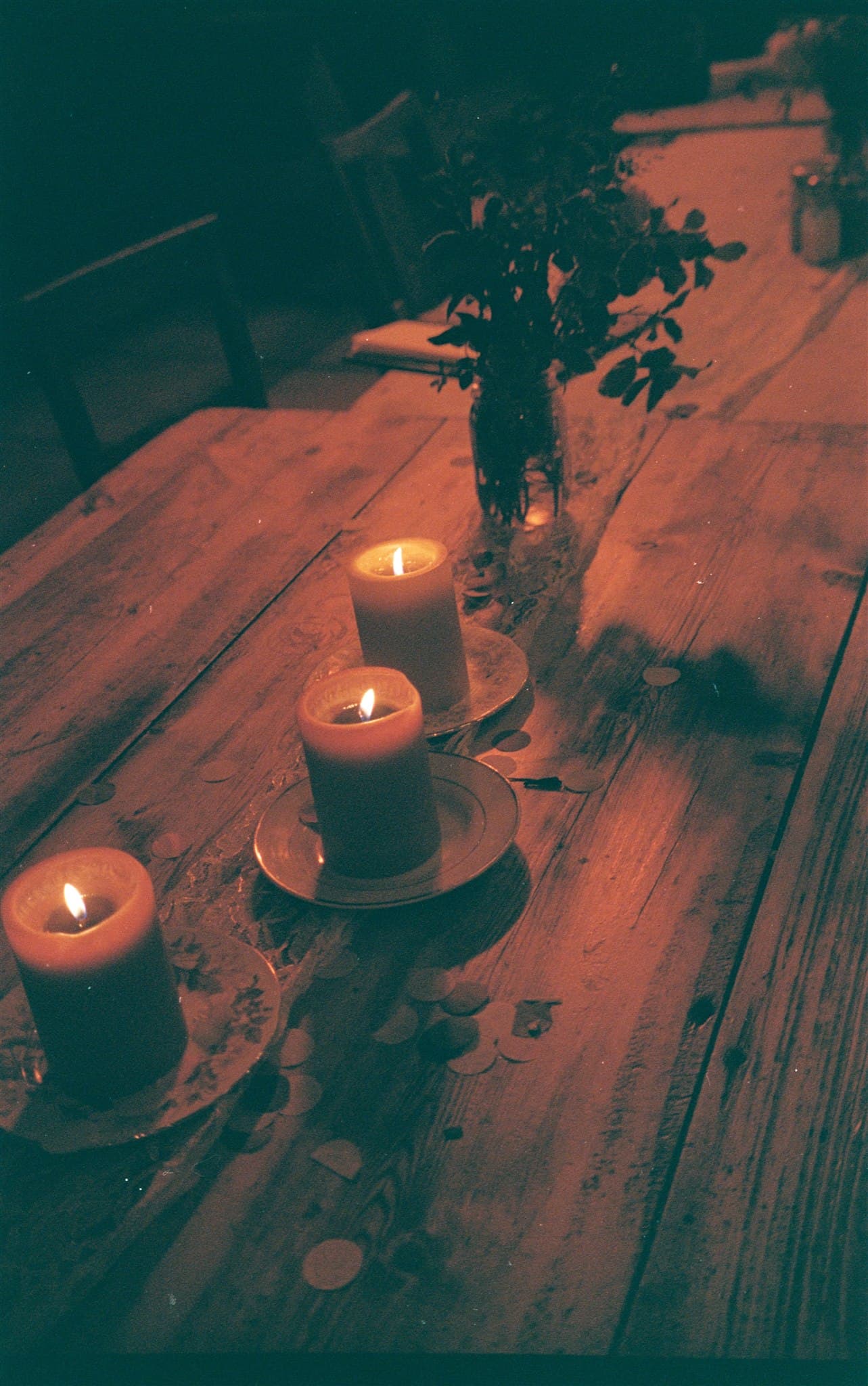 Katie-and-peter-bristol-registry-office-the-glouscester-old-spot—the-galleries—modern-wedding-photographer-film-analog