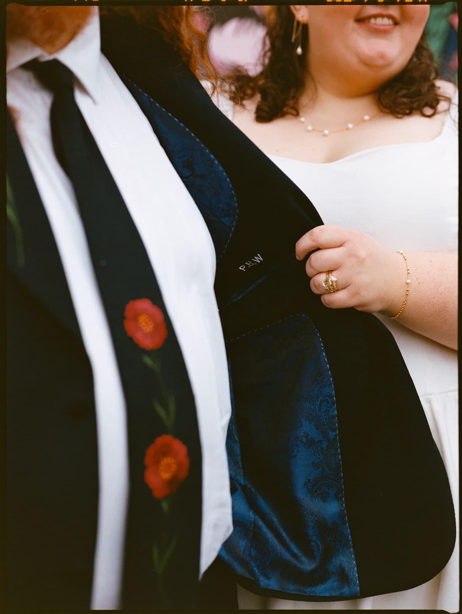 Katie-and-peter-bristol-registry-office-the-glouscester-old-spot—the-galleries—modern-wedding-photographer-film-analog