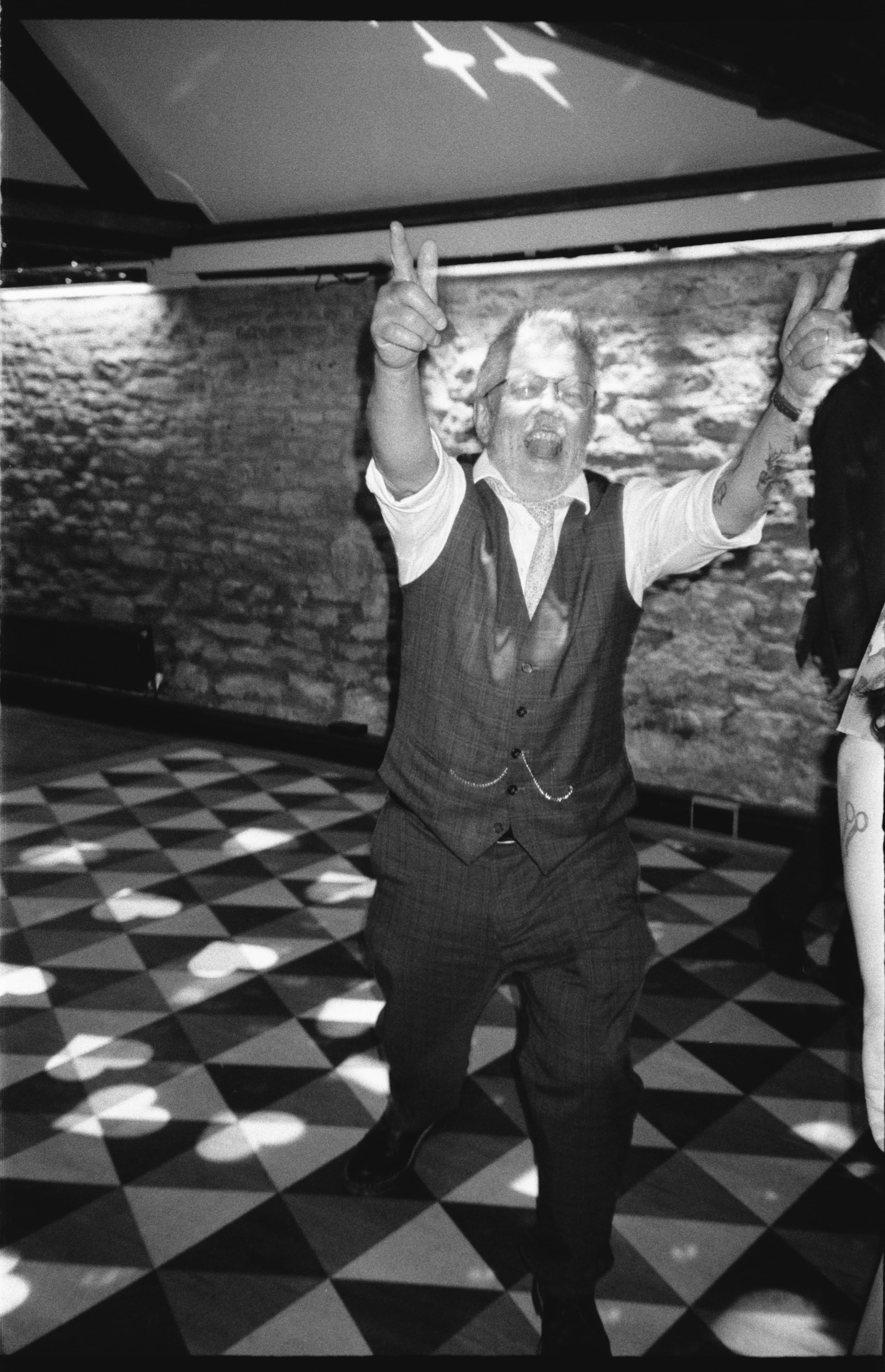 portrait-london-bristol-uk-wedding-photographer-film-analog-natural-candid-alternative-modern-colourful