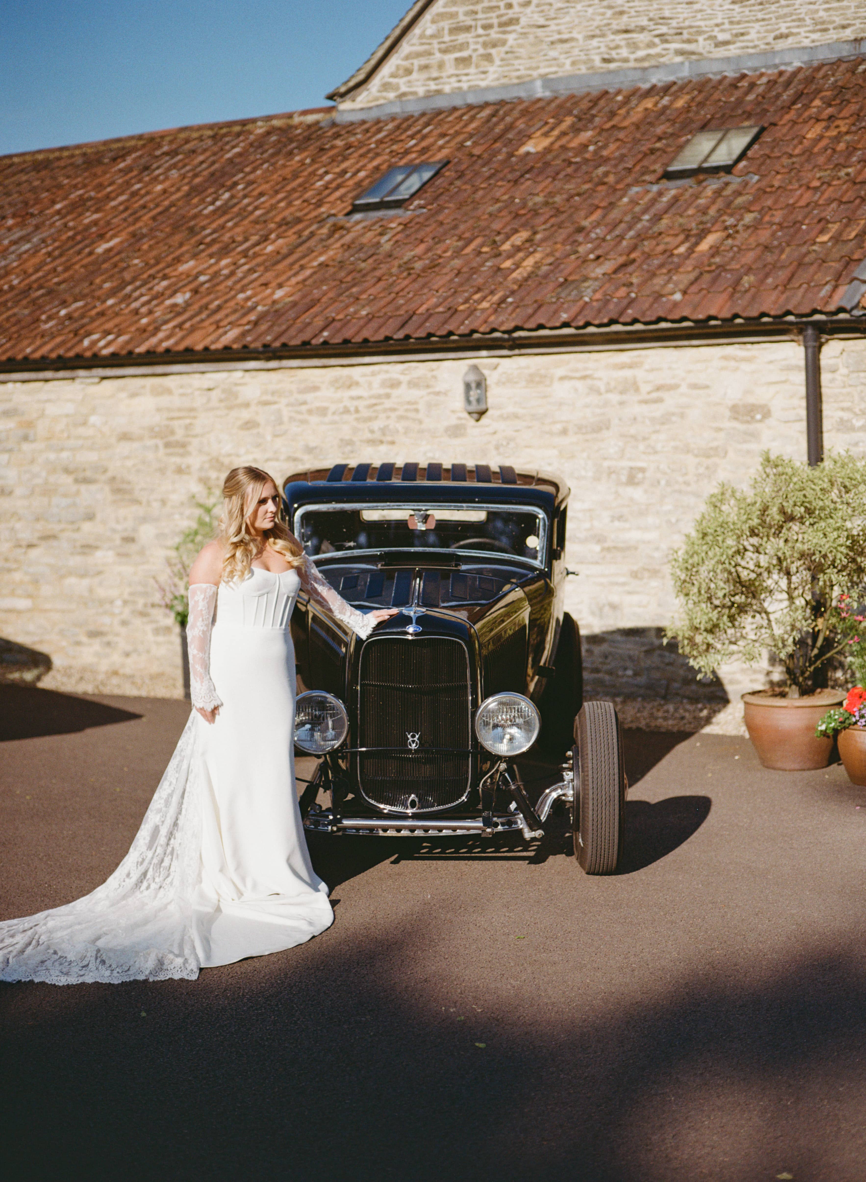 portrait-london-bristol-uk-wedding-photographer-film-analog-natural-candid-alternative-modern-colourful
