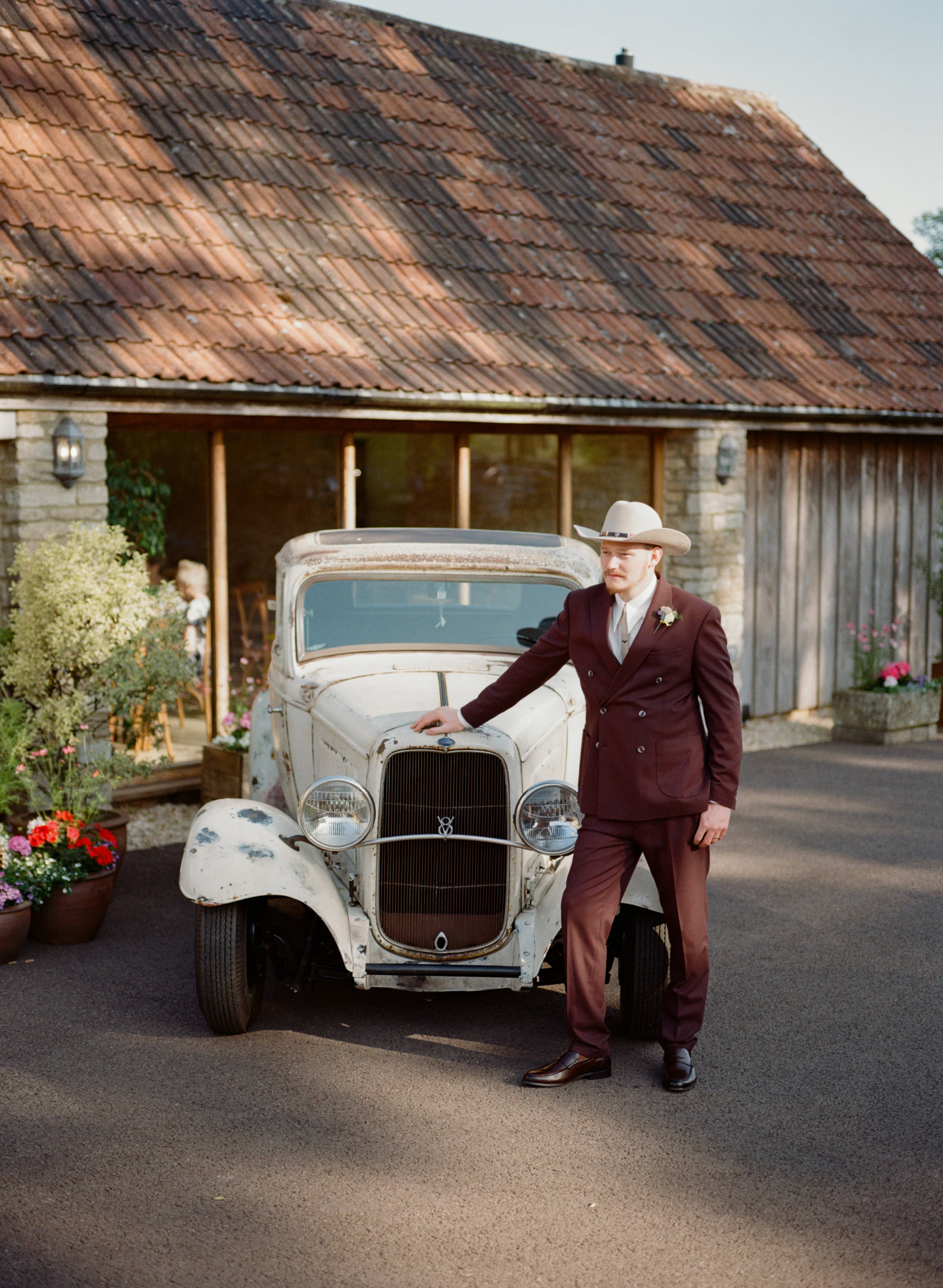 portrait-london-bristol-uk-wedding-photographer-film-analog-natural-candid-alternative-modern-colourful